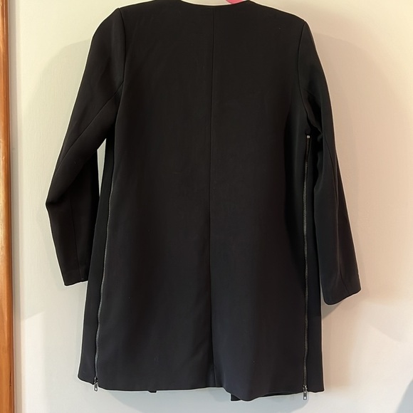 Harlowe and Graham - XS, black structured jacket - Picture 2 of 9